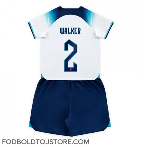 England Kyle Walker #2 Hjemmebanesæt Børn VM 2022 Kortærmet (+ Korte bukser)